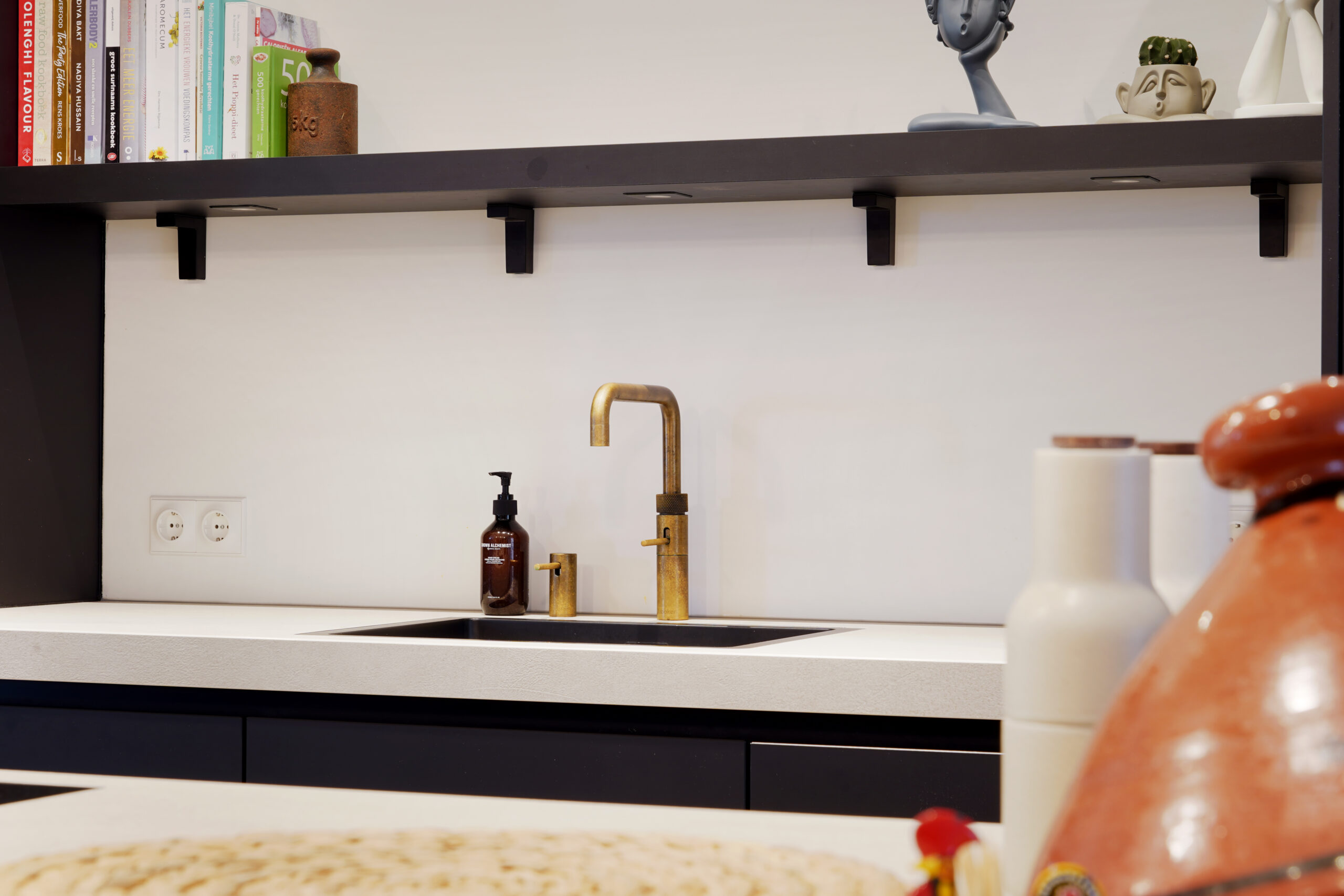 Symmetrie en stijl in de keuken