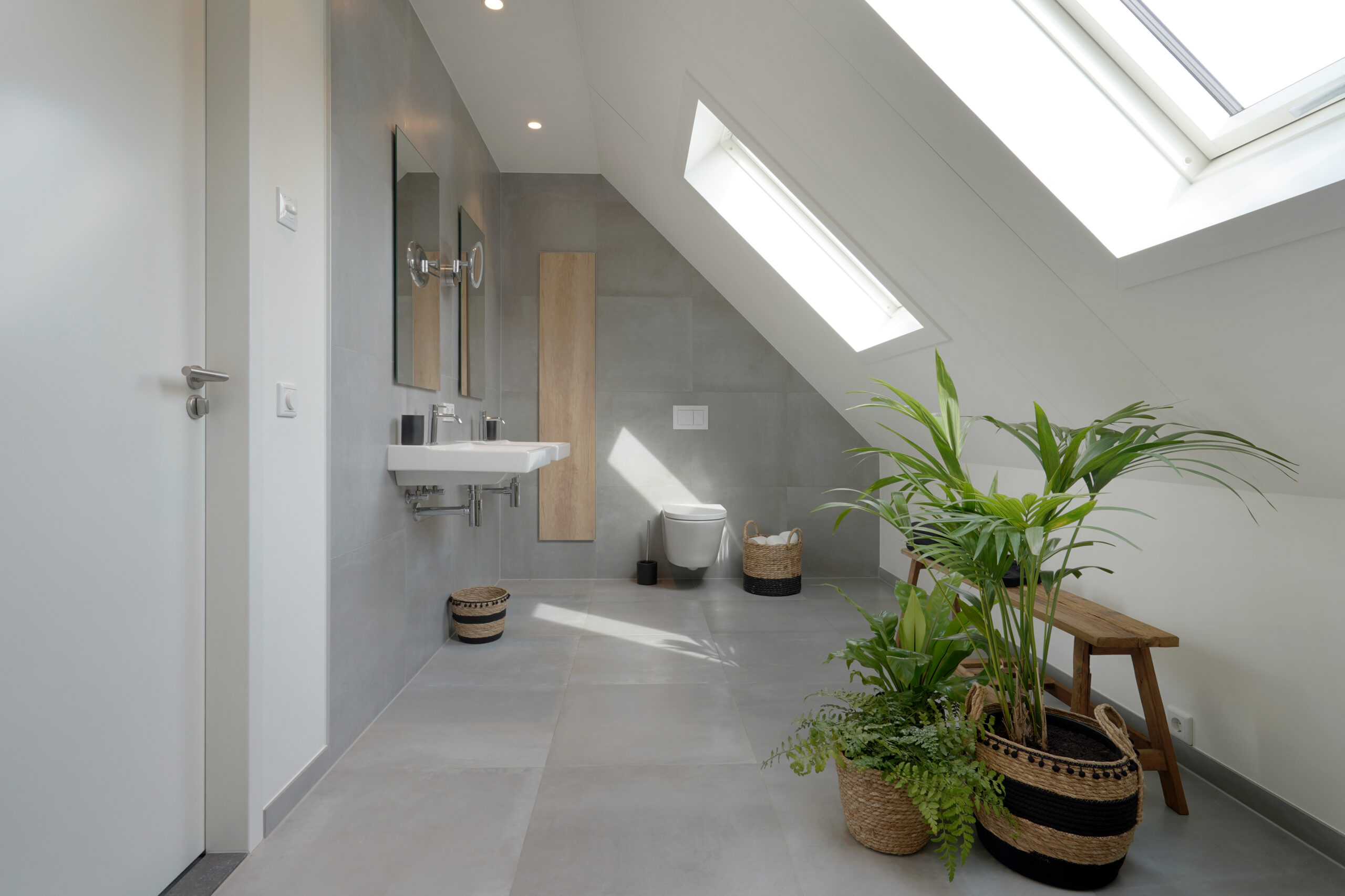 Deze stijlvolle en praktische badkamer hebben we onlangs mogen opleveren bij een van onze klanten